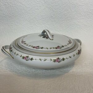 NORITAKE CHINA "Reverie" 5431 Covered‎ Serving dish Excellent ht with lid 4"
